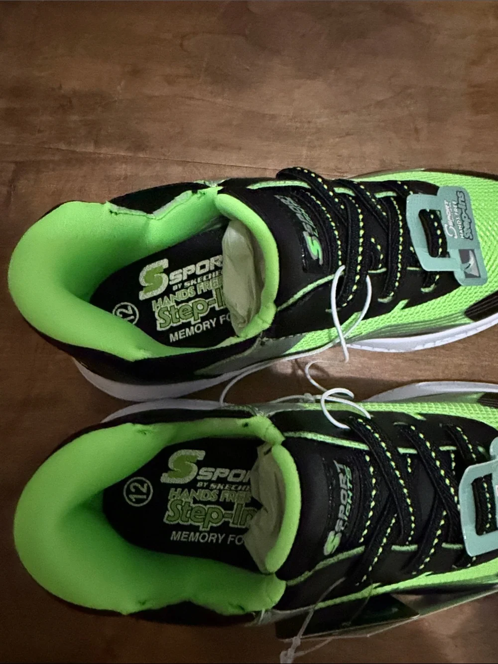 Skechers S Sport Kids' Neon Green and Black Step-In Sneakers size 12